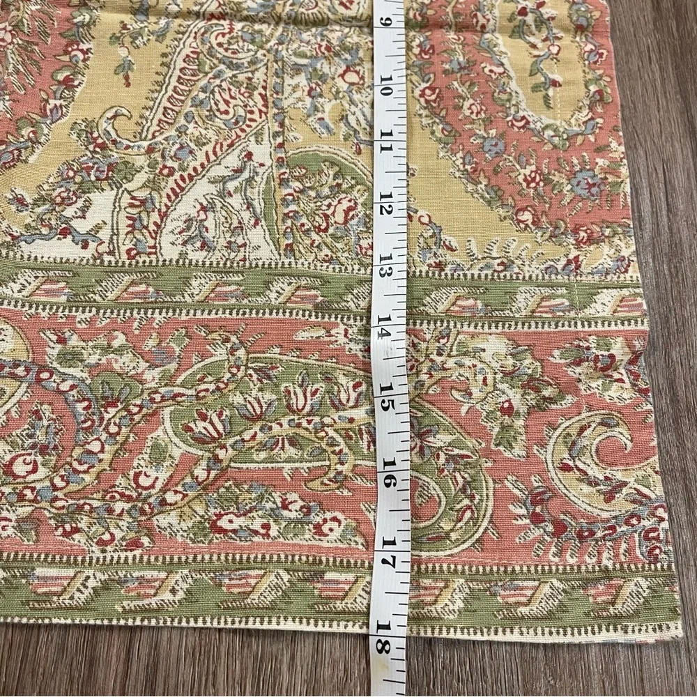 Pottery Barn 19x18 Paisley Placemats Set Of 3 Beige Sage Coral Cotton Linen
